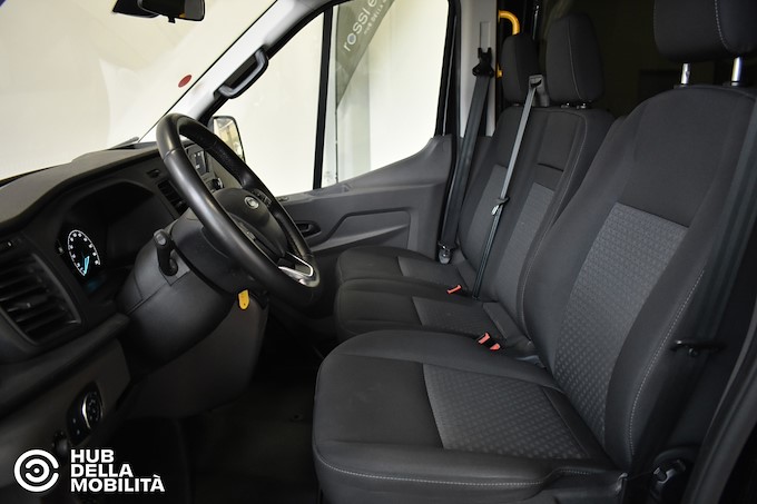 FORD Transit 330 2.0TDCi EcoBlue 150CV PL-TM Combi Trend